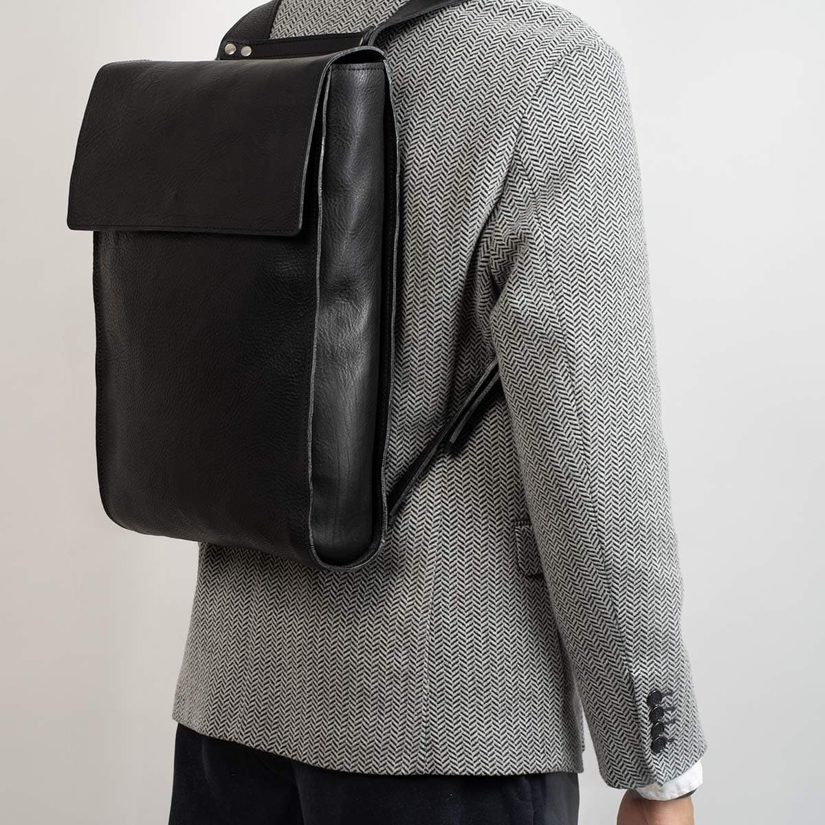 Leather laptop backpack - The Minimalist-6